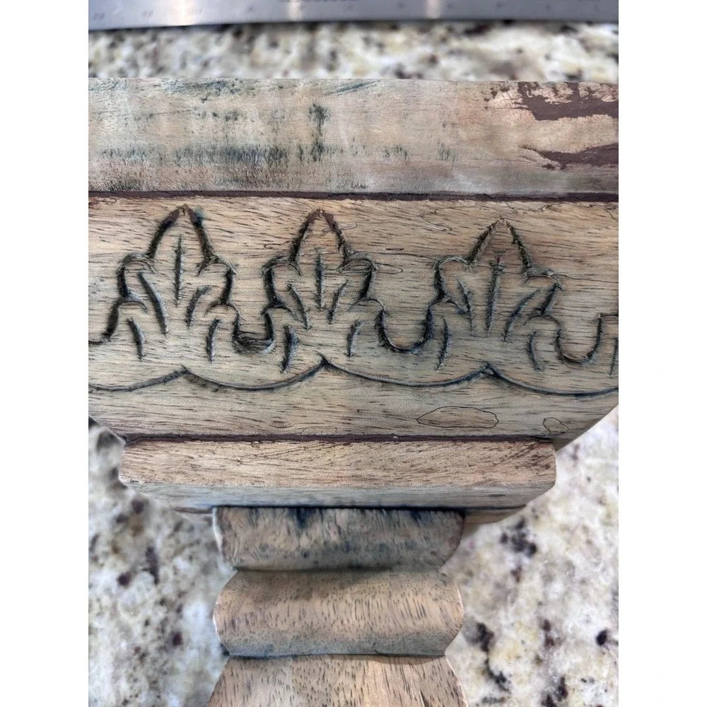 Beautiful Wood Sconce Wood Is Raw Can Be Repainted Or Used As Is.‎ 3702